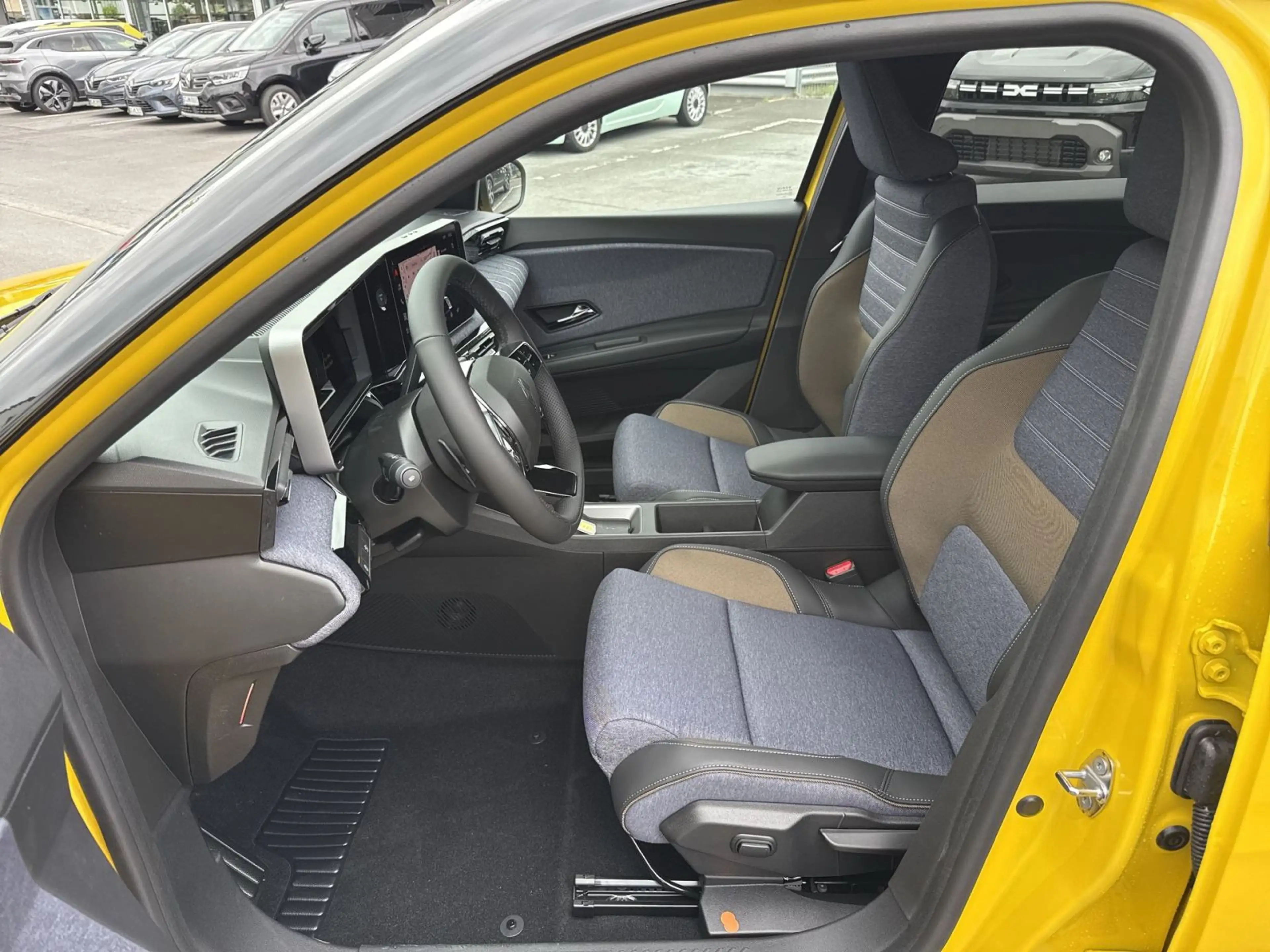 Renault R 5 5 E-Tech 100% electric 120 Techno 120 Urban Rang — photo 12