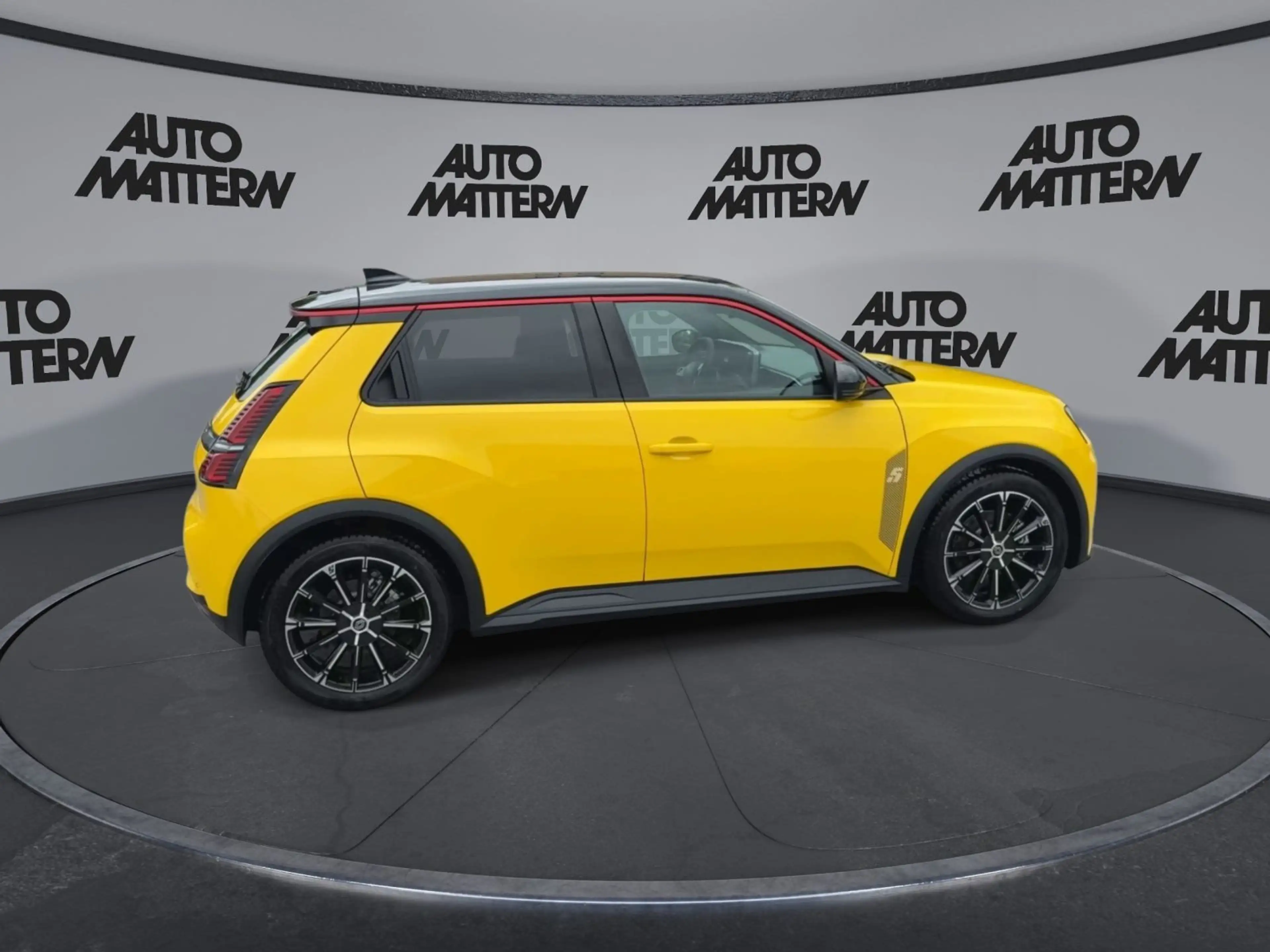 Renault R 5 5 E-Tech 100% electric 120 Techno 120 Urban Rang — photo 8