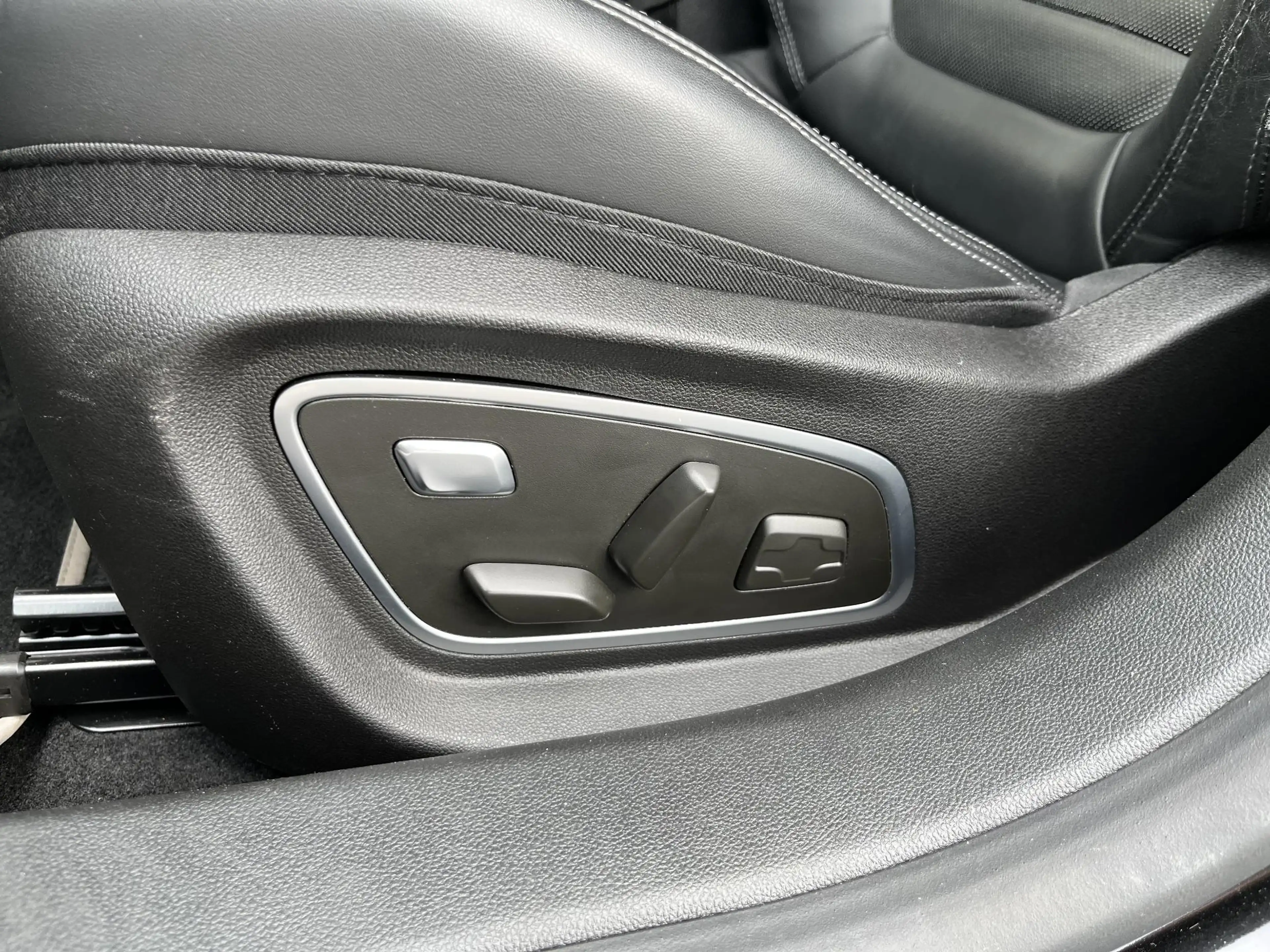 Renault Talisman Estate 1.8 TCe Initiale Paris | Trekhaak | Stoelve — photo 8