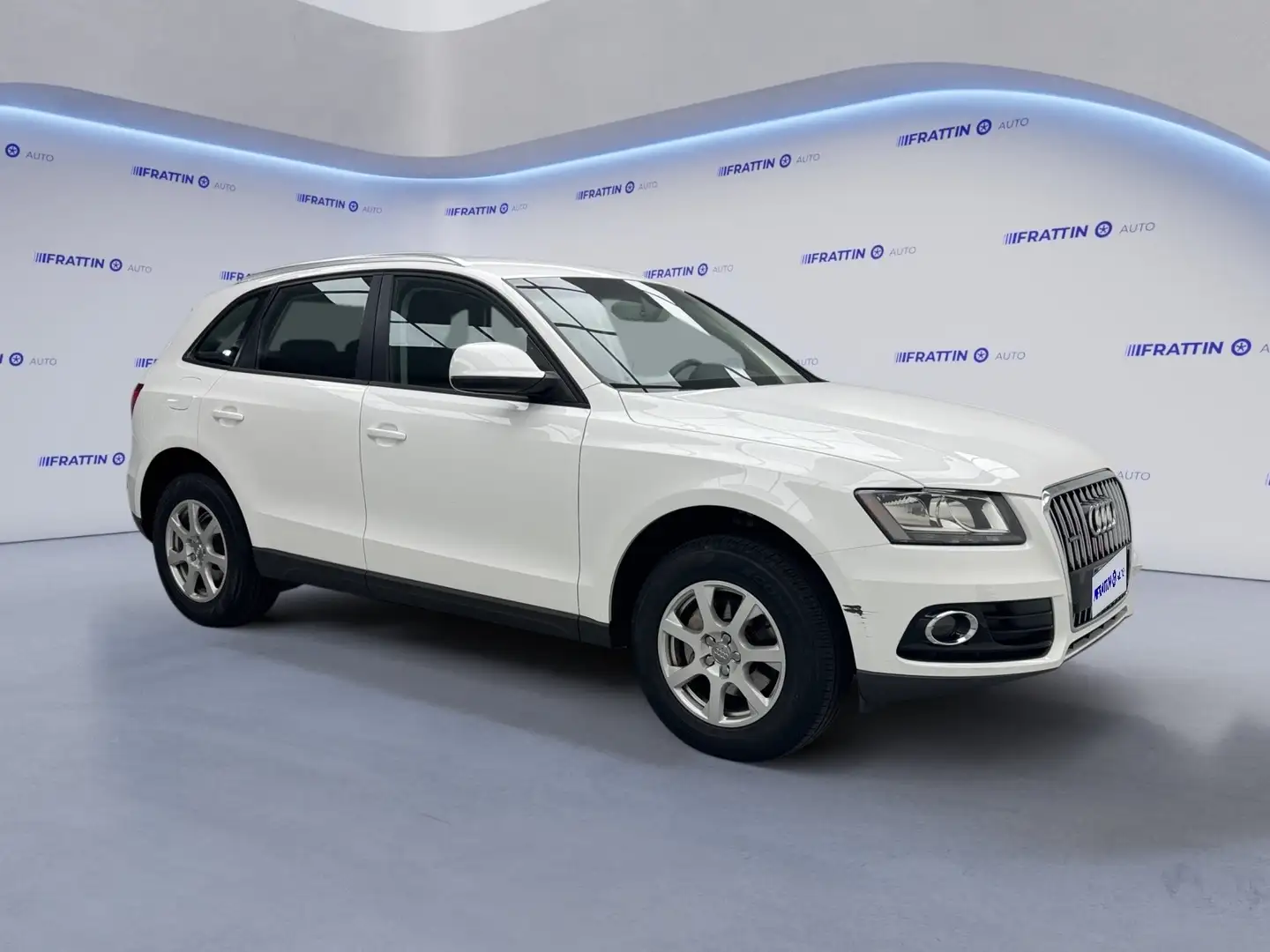Audi Q5 2.0 TDI 150 CV quattro Weiß - 2