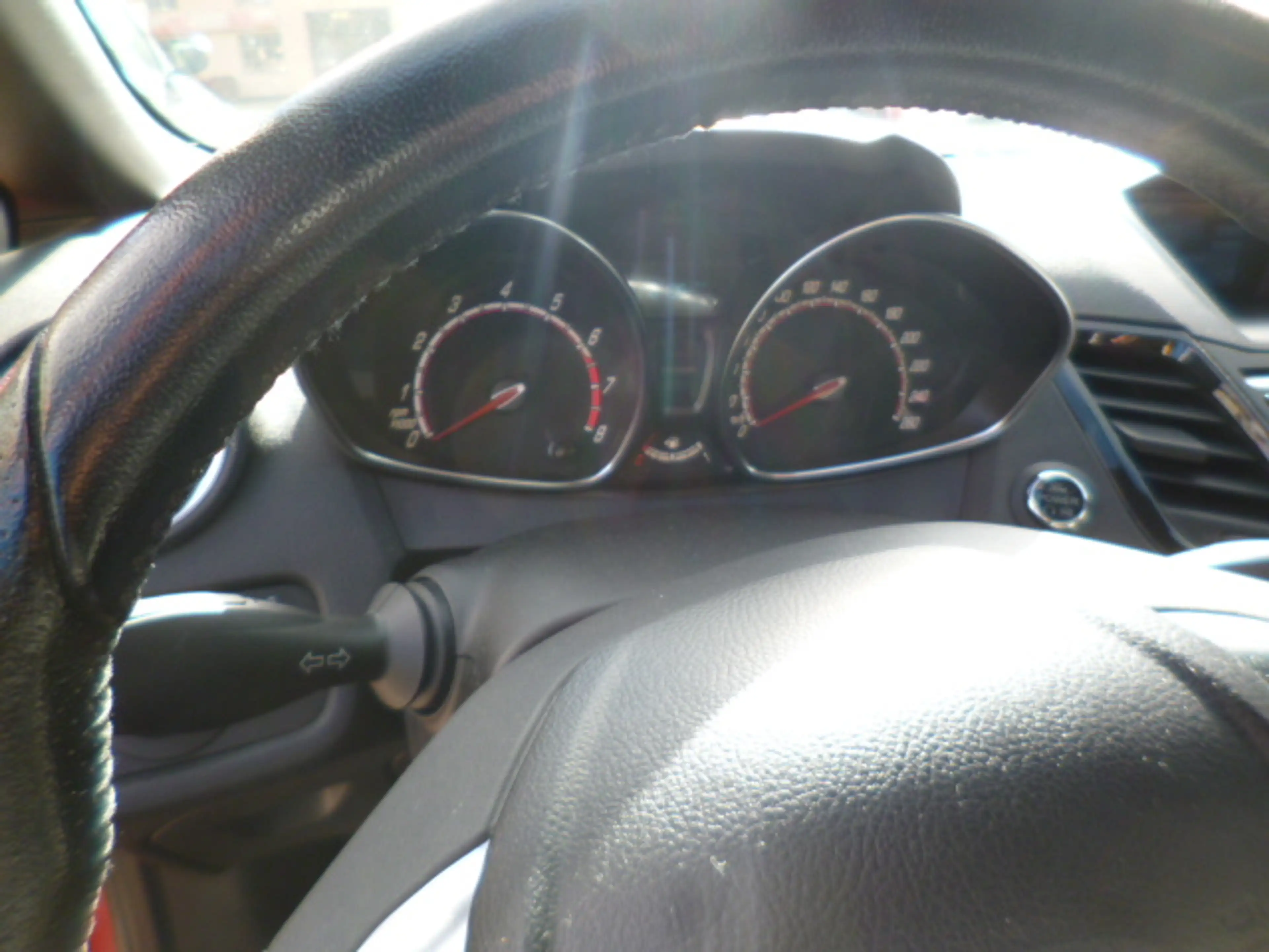 Ford Fiesta ST — photo 9