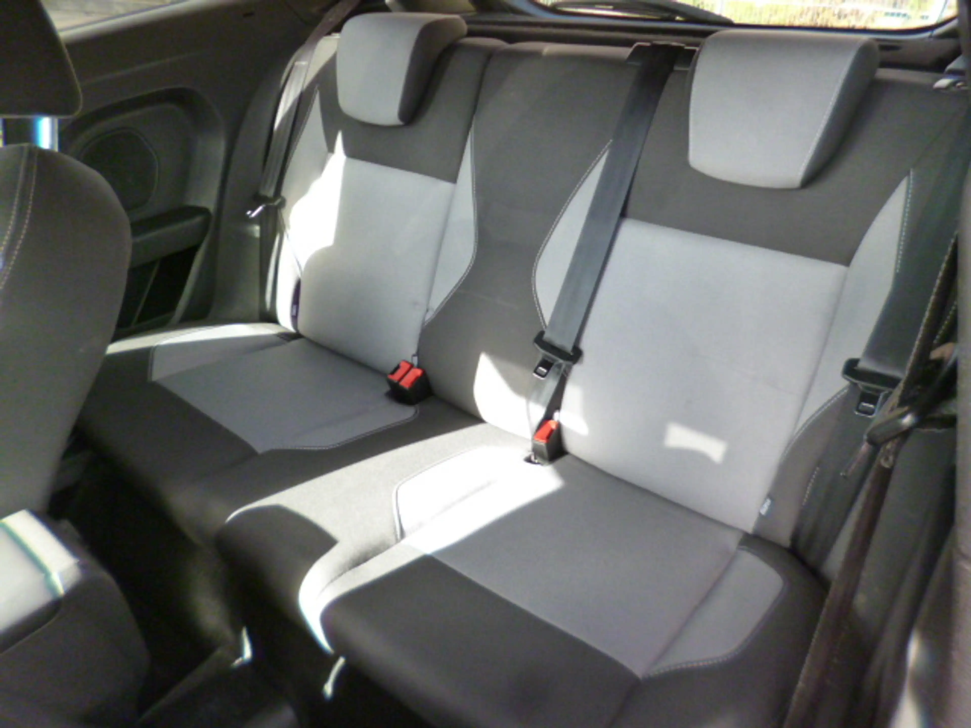 Ford Fiesta ST — photo 7