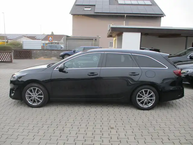 Kia Ceed SW / cee'd SW cee'd 1.6 GT Line NAVI LEDER KAMERA LED TOT SPUR