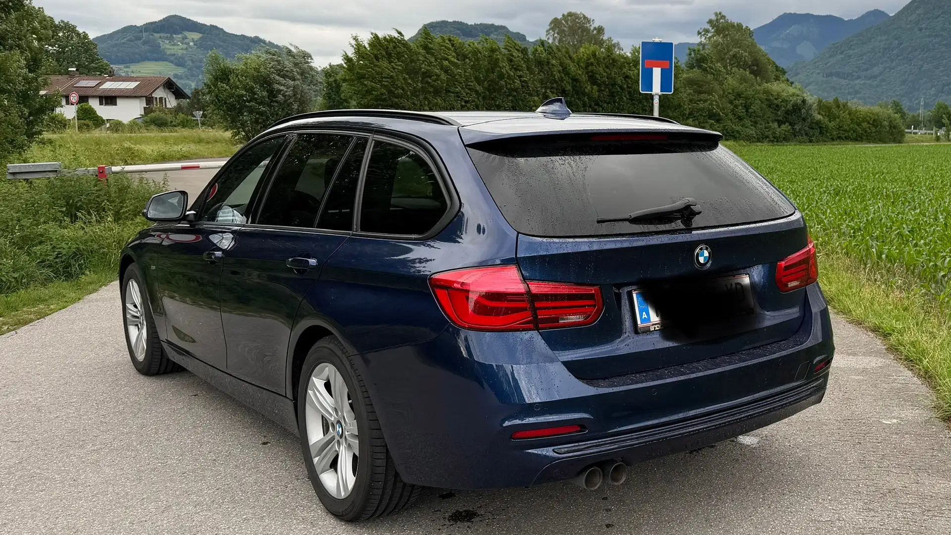 BMW 320 320d Touring Aut. Xdrive Anhängerkupplung Blau - 2