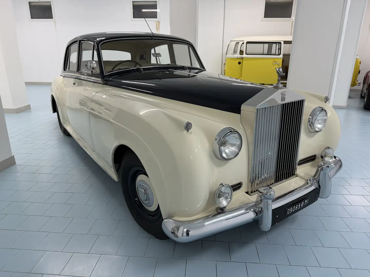 Bentley S1 - 1