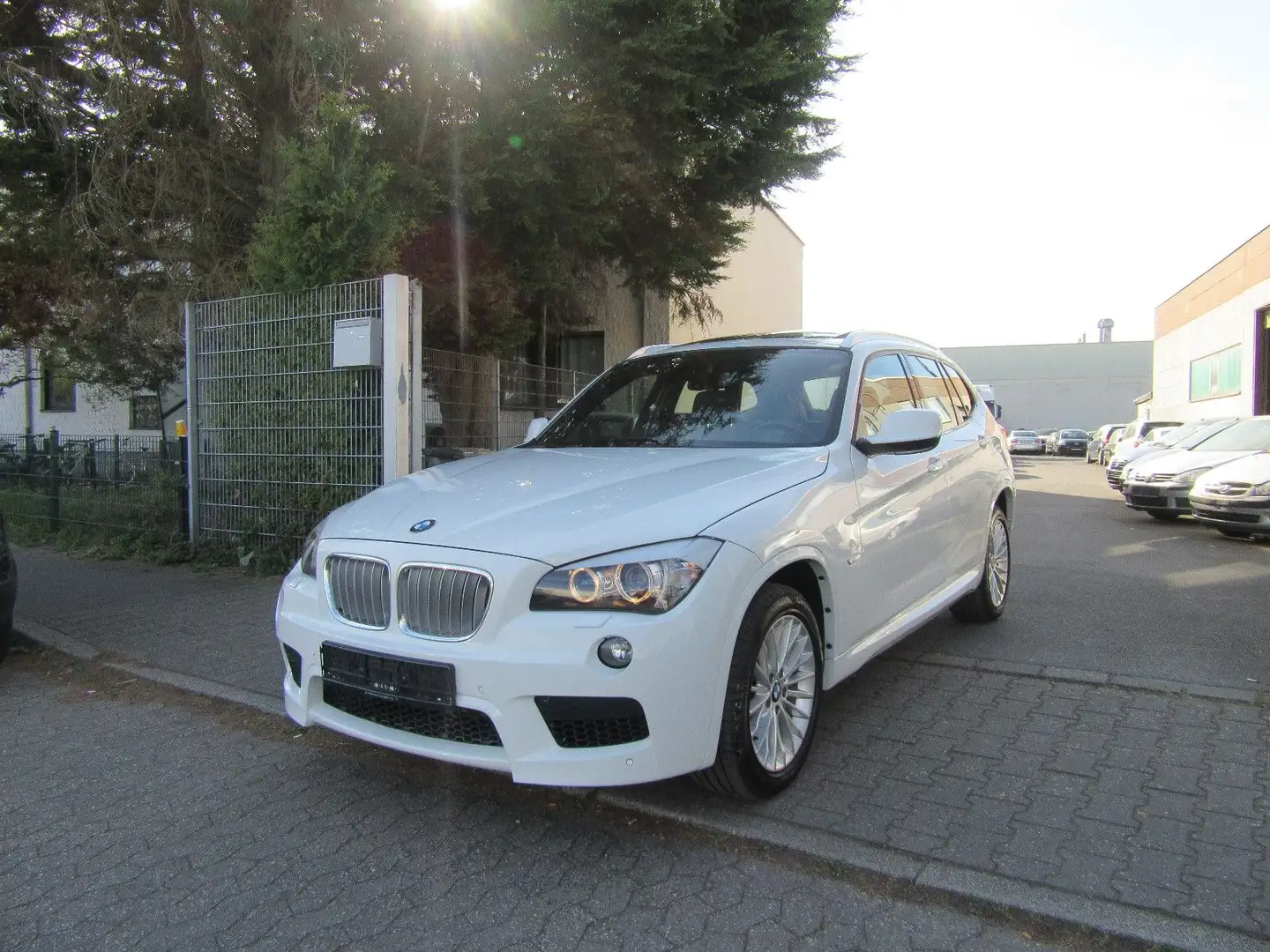 BMW X1 Baureihe X1 23 d xDrive Weiß - 1