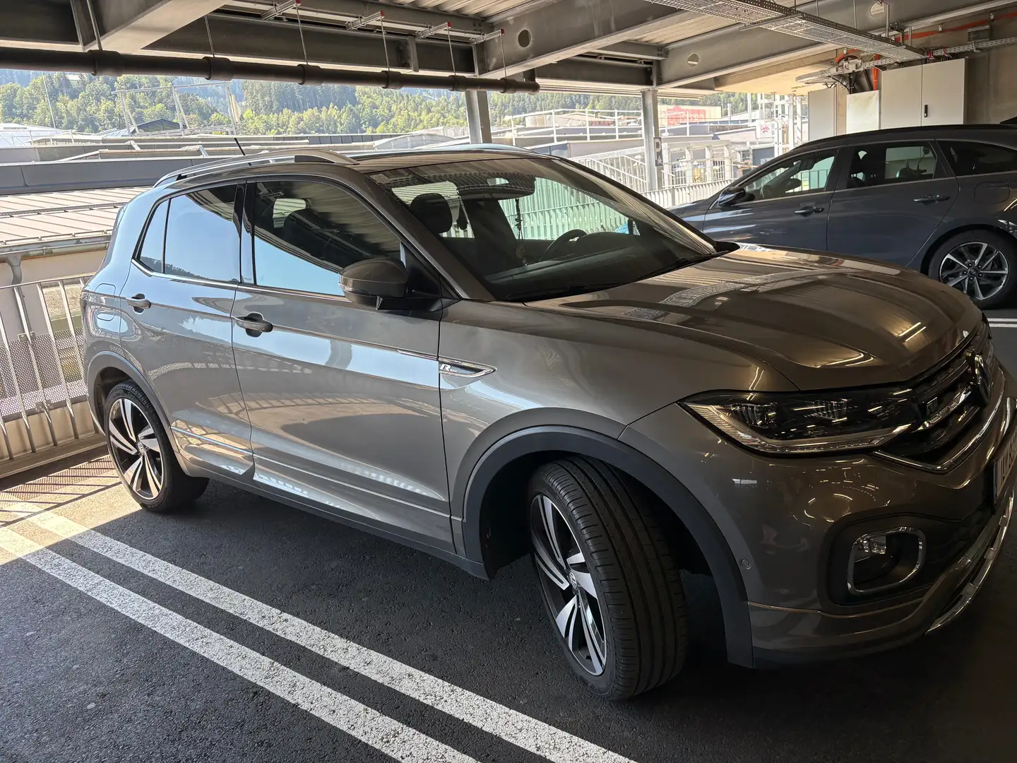 Volkswagen T-Cross T-Cross 1,0 TSI Life DSG Life Grau - 2