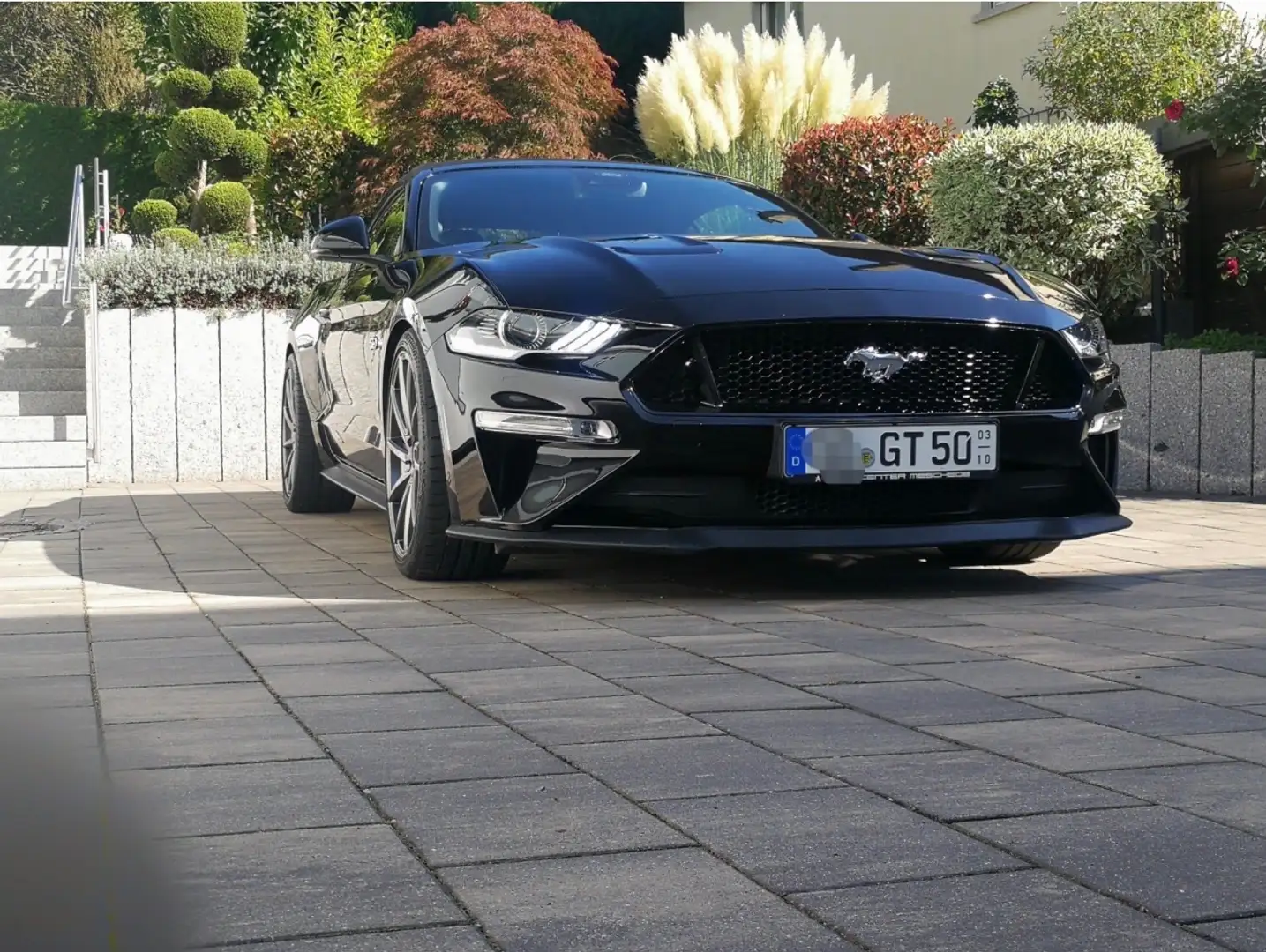 Ford Mustang Cabrio Convertible 5.0 Ti-VCT V8 Aut. GT Schwarz - 1