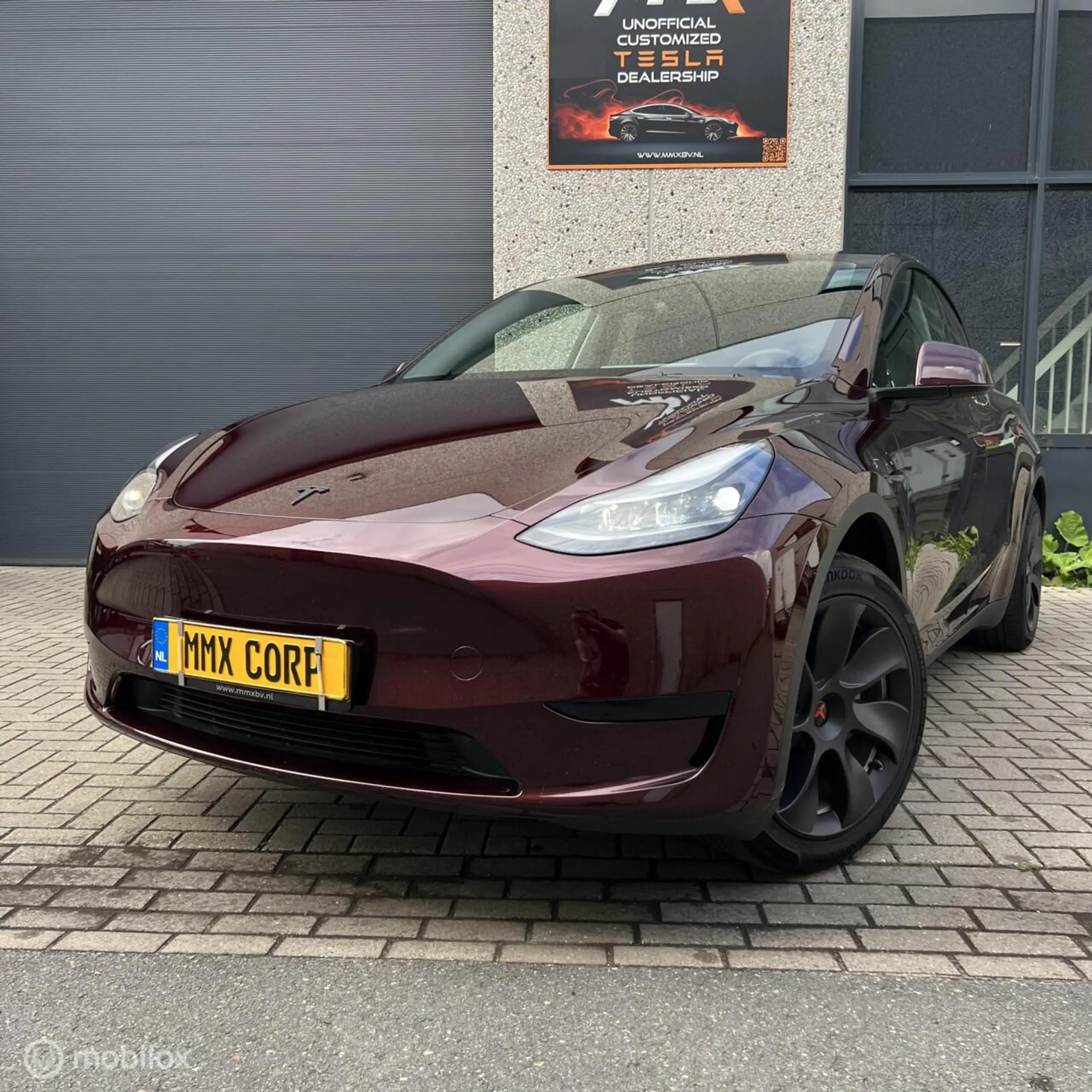 Tesla Model Y Long Range AWD + MMX PACK + IAP +TREKHAAK — photo 5