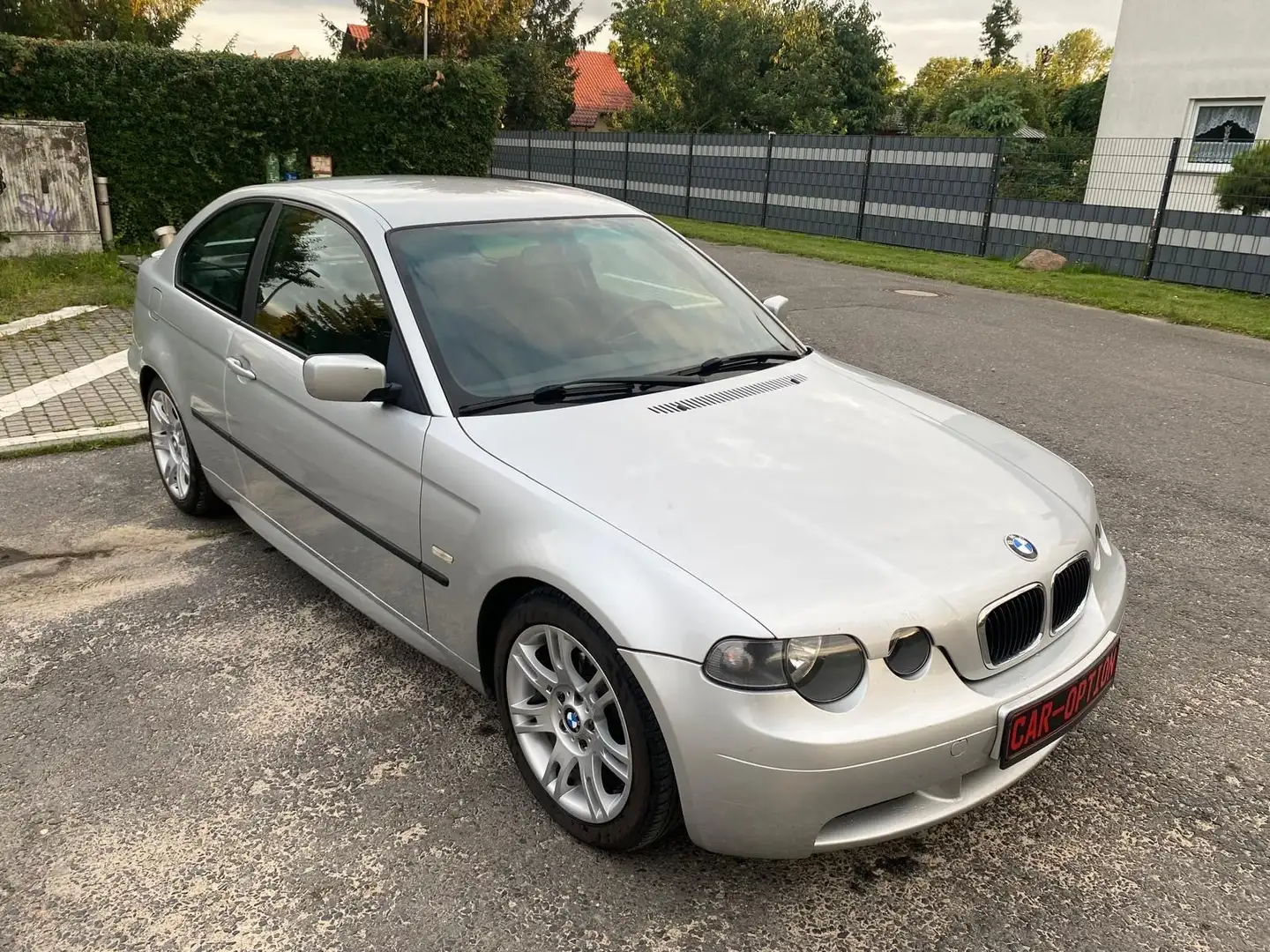 BMW 318 ti Compakt M-Sportpaket/2. Besitz/Scheckheft Plateado - 1