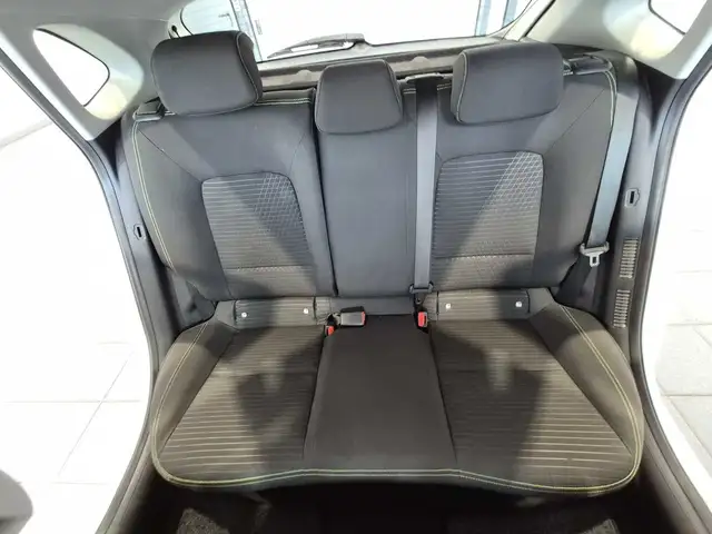 Hyundai i20 view 14