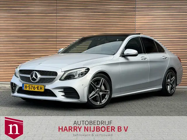 Mercedes-Benz C 200 Business Solution AMG Trekhaak / Panoramadak / Cam