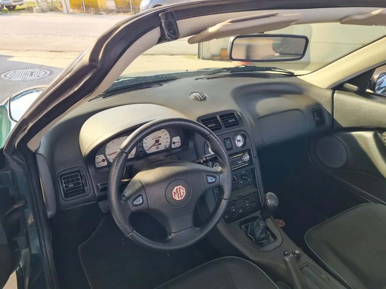 MG F 1,8i, foto 12