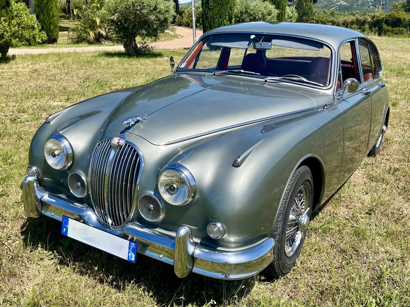 Jaguar MK II 3,8L Šedá - 1