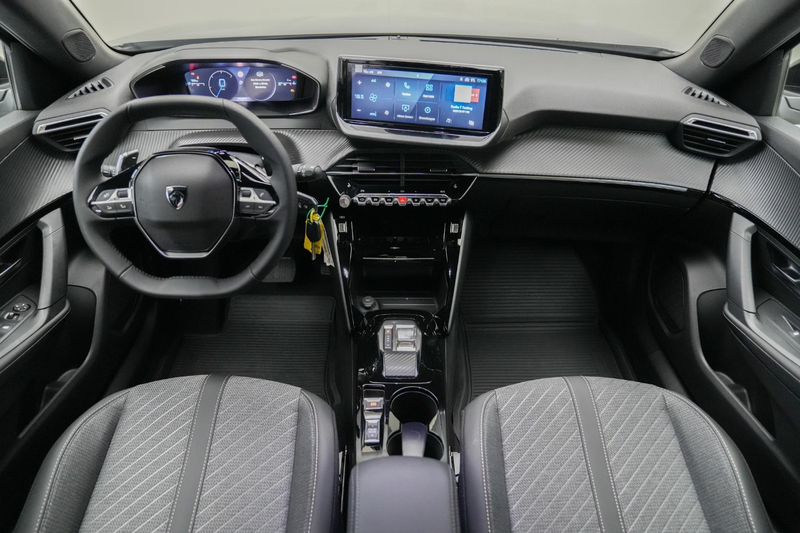 Peugeot 2008 1.2 Hybrid 145 Allure (EURO 6e) SoundSys — photo 7