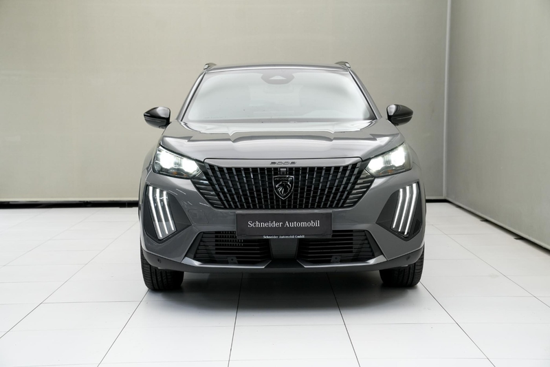 Peugeot 2008 1.2 Hybrid 145 Allure (EURO 6e) SoundSys — photo 3
