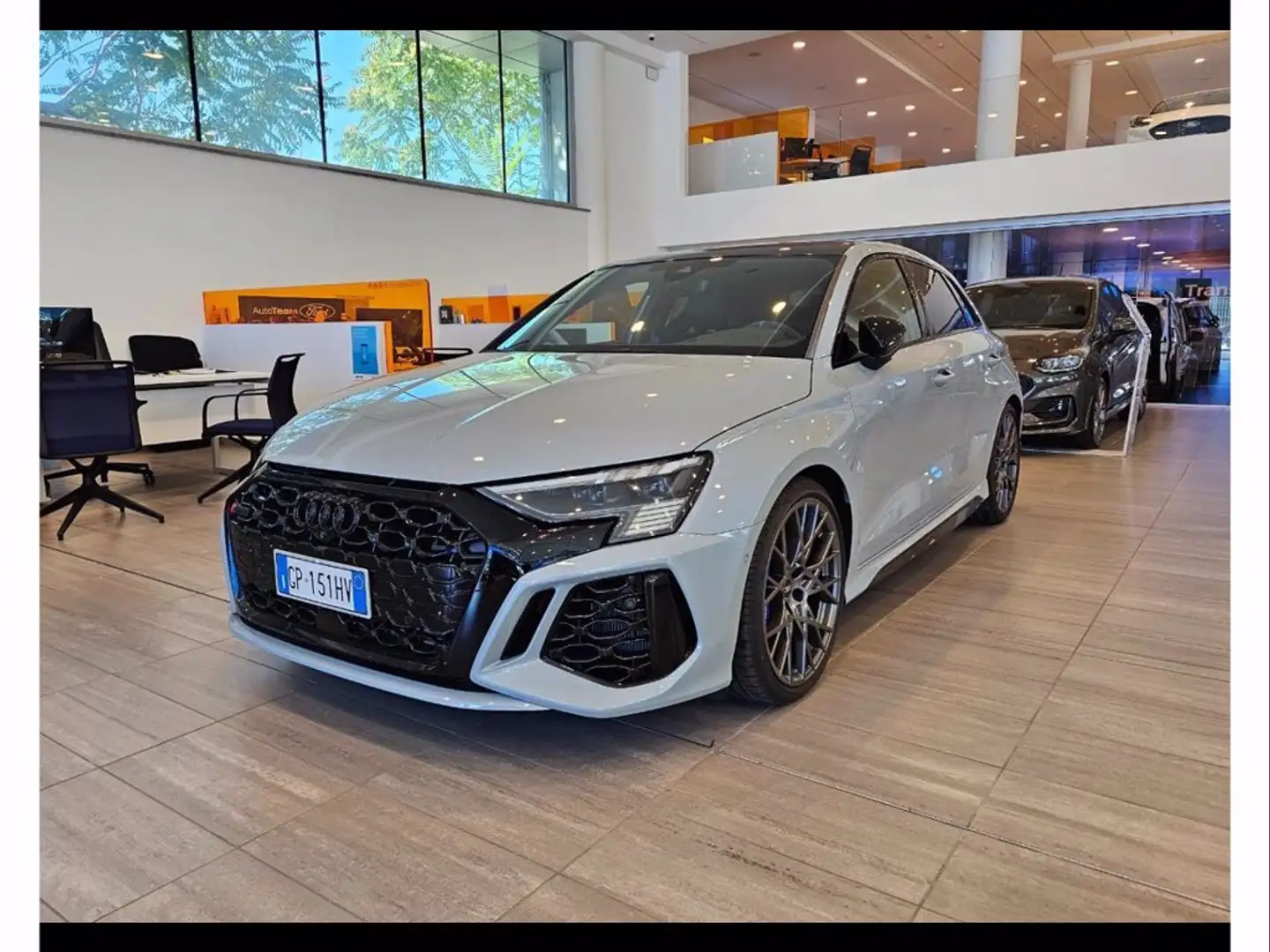 Audi RS3 sportback 2.5 tfsi quattro s-tronic Grijs - 1