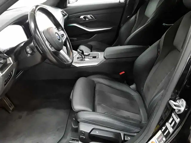 BMW 3 Series view 7
