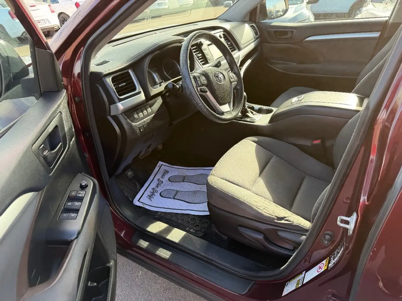 Toyota Highlander снимка Toyota Highlander