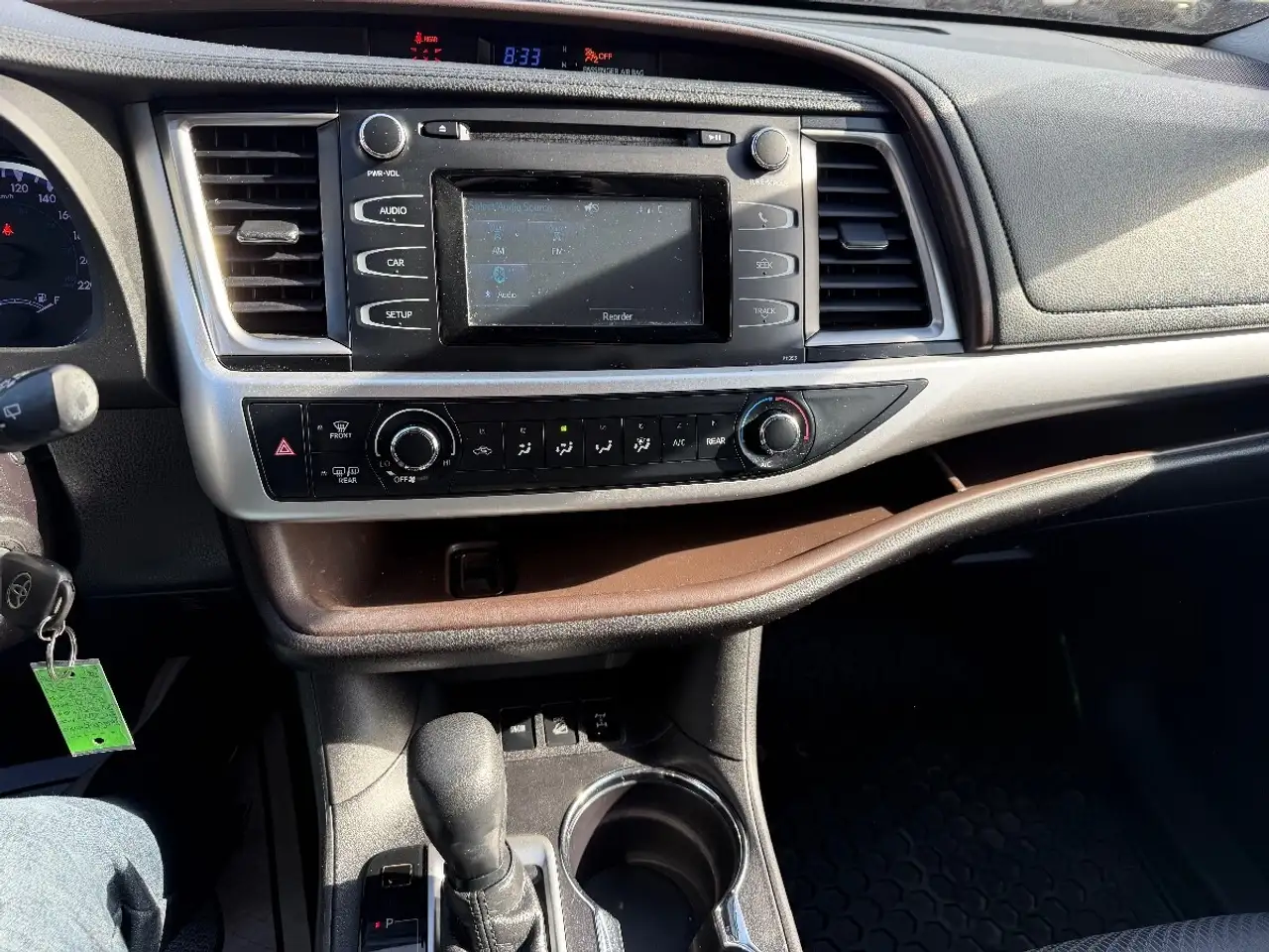 Toyota Highlander снимка Toyota Highlander