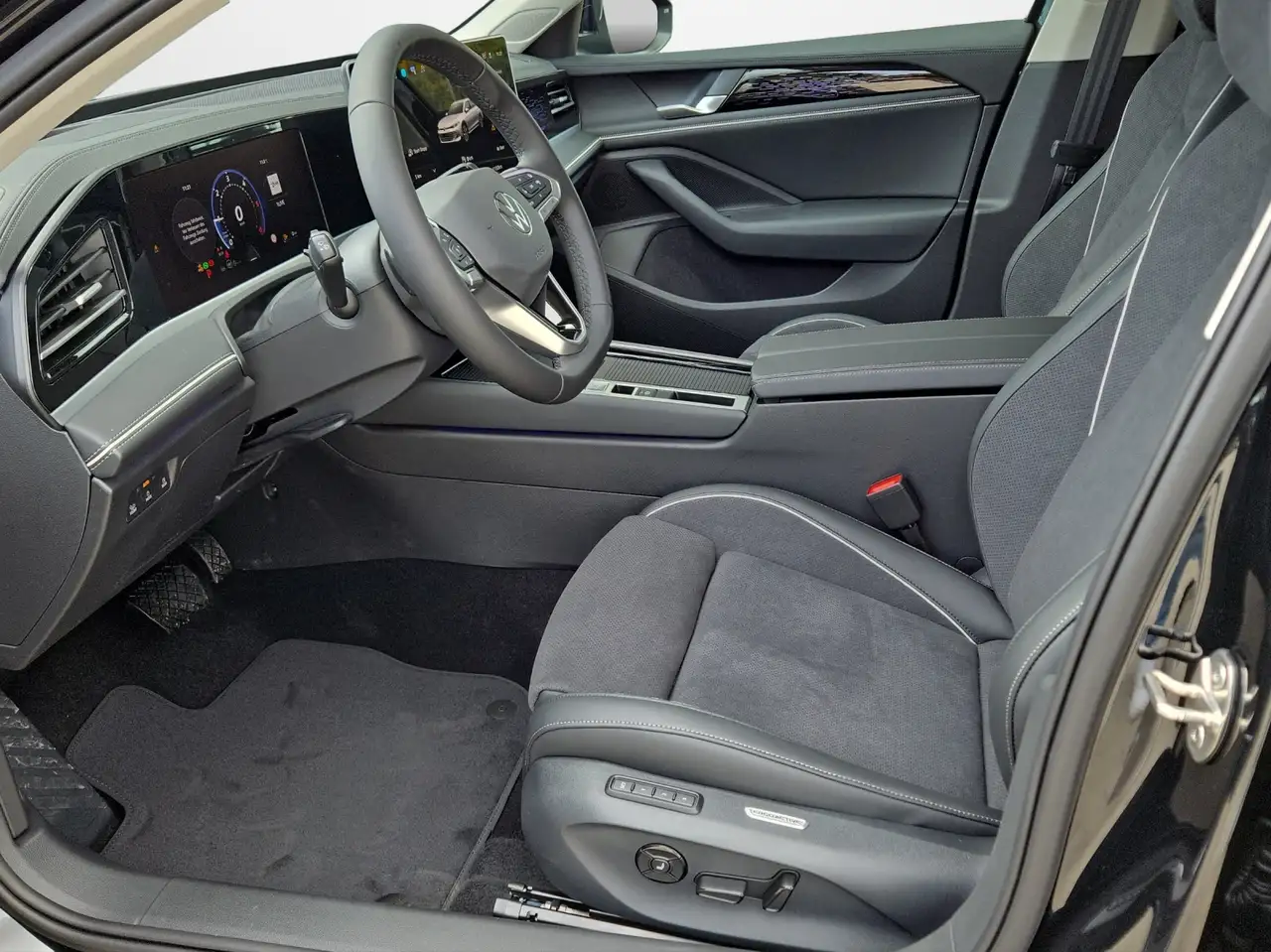 Volkswagen Passat Variant 2.0 TDI DSG Elegance 8
