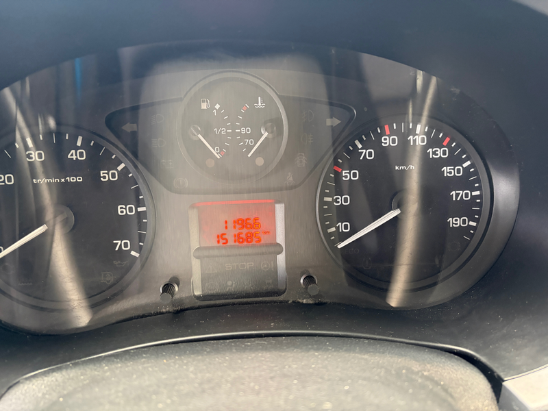 Peugeot Partner 1.6 BlueHDi 100pk — photo 11