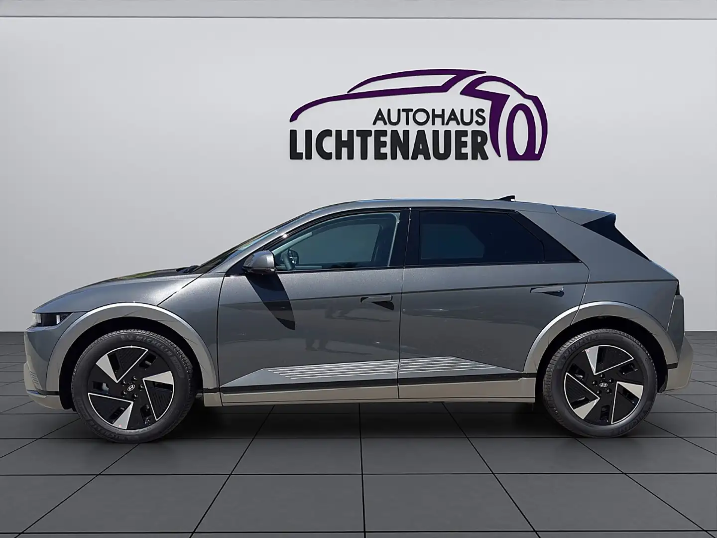Hyundai IONIQ 5 Ioniq 5 Elektro 84kWh Comfort Line Aut.+Comfort... Grau - 2