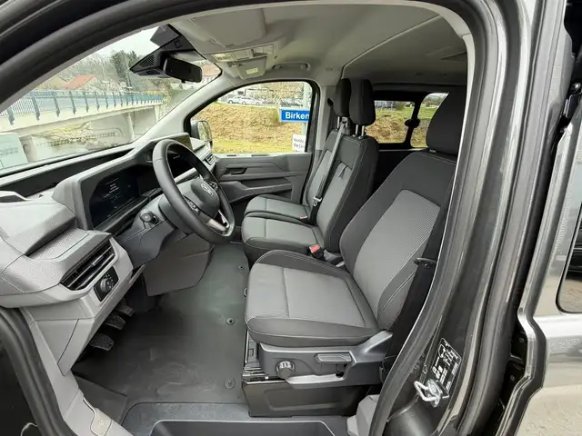Volkswagen Transporter Kombi LR TDI Ansicht 9