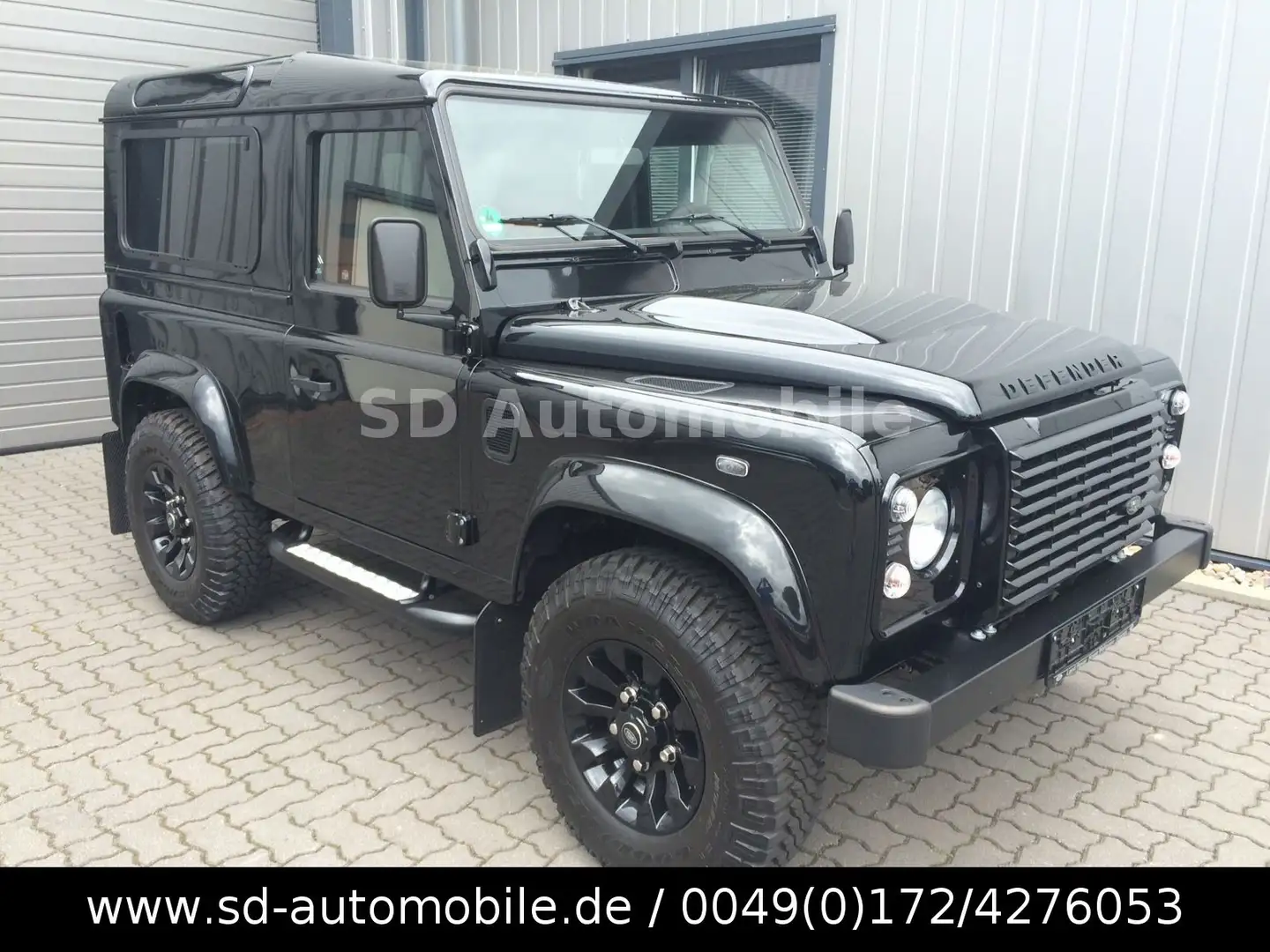 Land Rover Defender 90 E Station Wagon BLACK-DESIGN-PACK Negro - 1