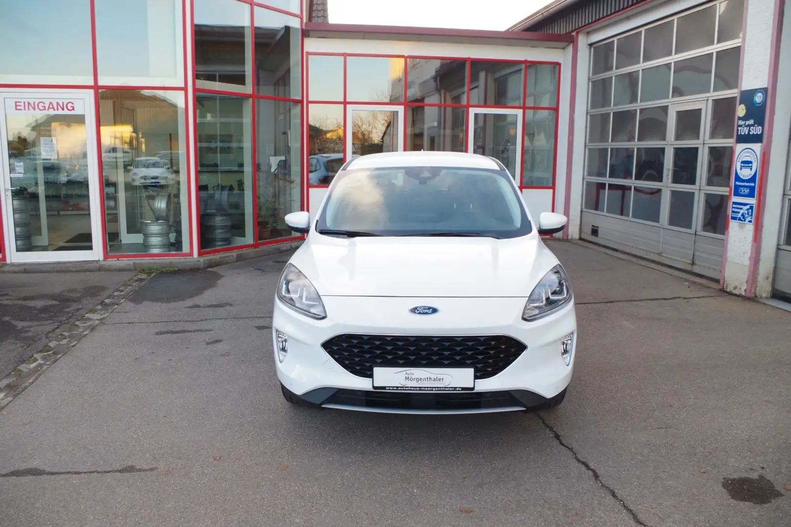 Ford Kuga 1.5 EcoBoost Cool & Connect, AHK, LED Weiß - 2