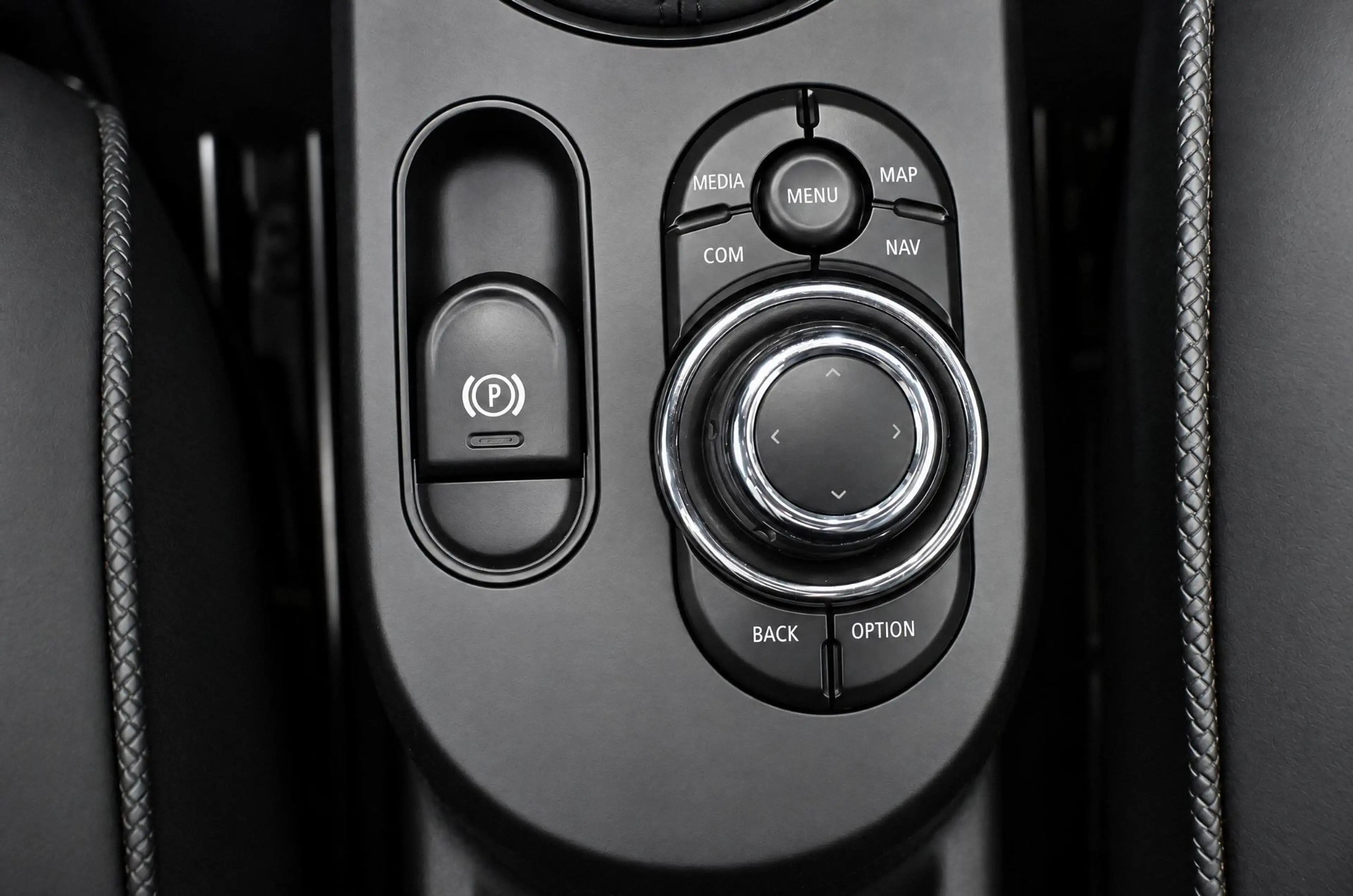 MINI John Cooper Works 3-Deurs 2.0 Essential | SCHUIF/KANTELDAK | HEAD-UP — photo 29