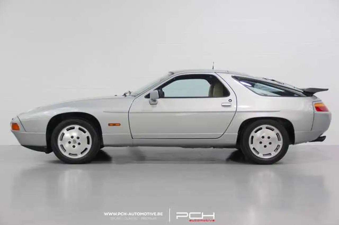 Porsche 928 S4 5.0 V8 320cv Aut. - Restaurée ! -, foto 3