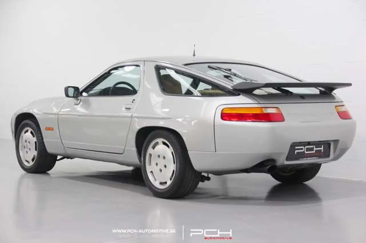 Porsche 928 S4 5.0 V8 320cv Aut. - Restaurée ! -, foto 7