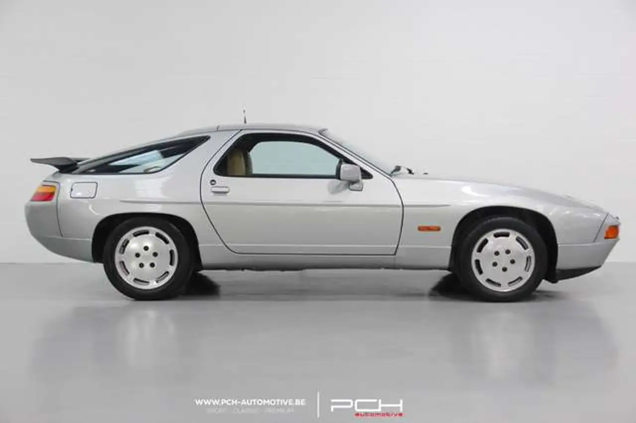 Porsche 928 S4 5.0 V8 320cv Aut. - Restaurée ! -, foto 4