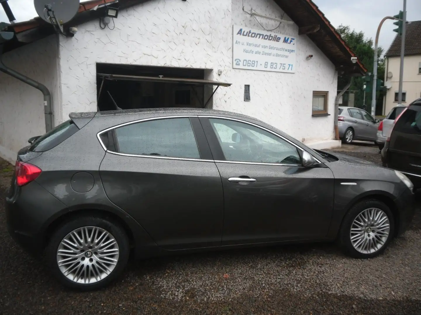 Alfa Romeo Giulietta Super 120 PS Volleder Klimaauto SHZ Grau - 2