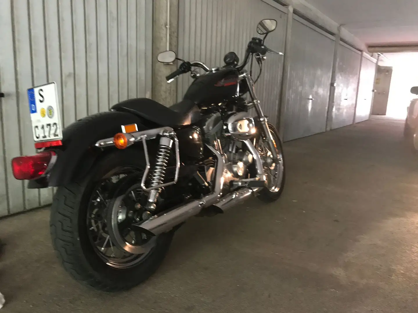 Harley-Davidson Sportster 883 Zwart - 2
