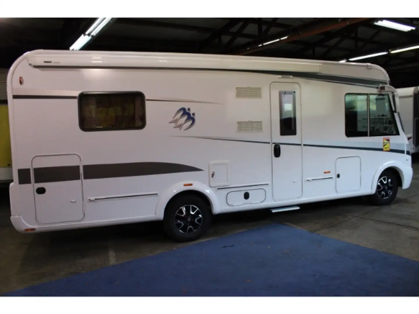 Knaus Sky i 700 LX Automatik AHK Queensbett Hubbett Weiß - 2