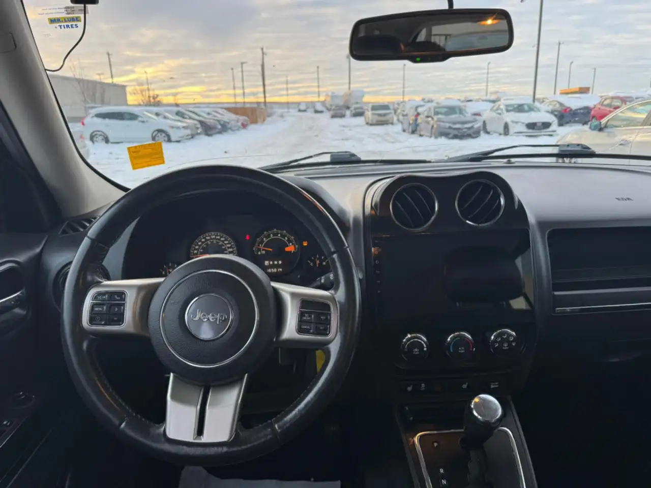 Jeep Patriot снимка Jeep Patriot