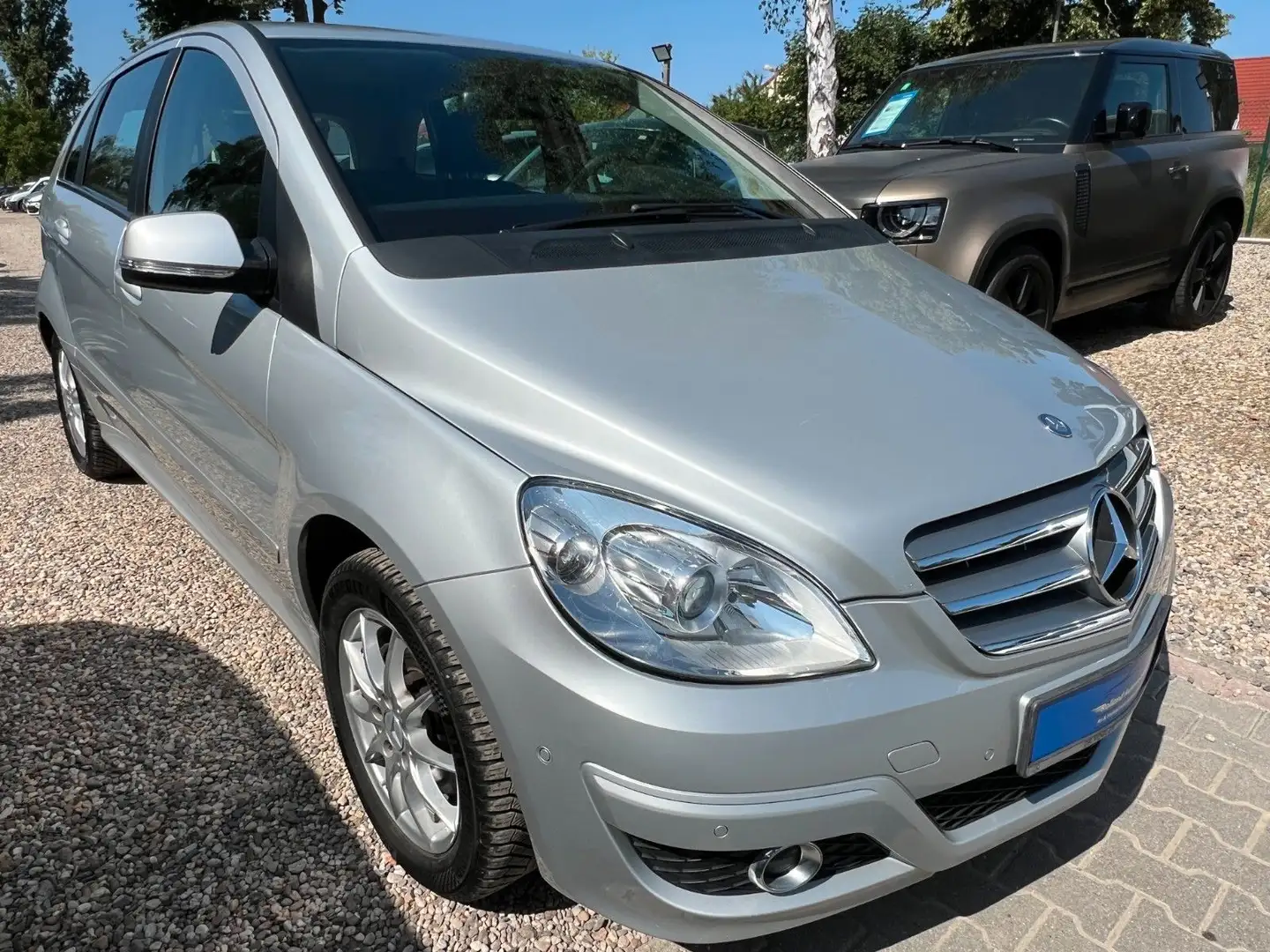Mercedes-Benz B 200 *2.HD*Aut*Klima*PDC*Navi*TÜV NEU Argent - 2