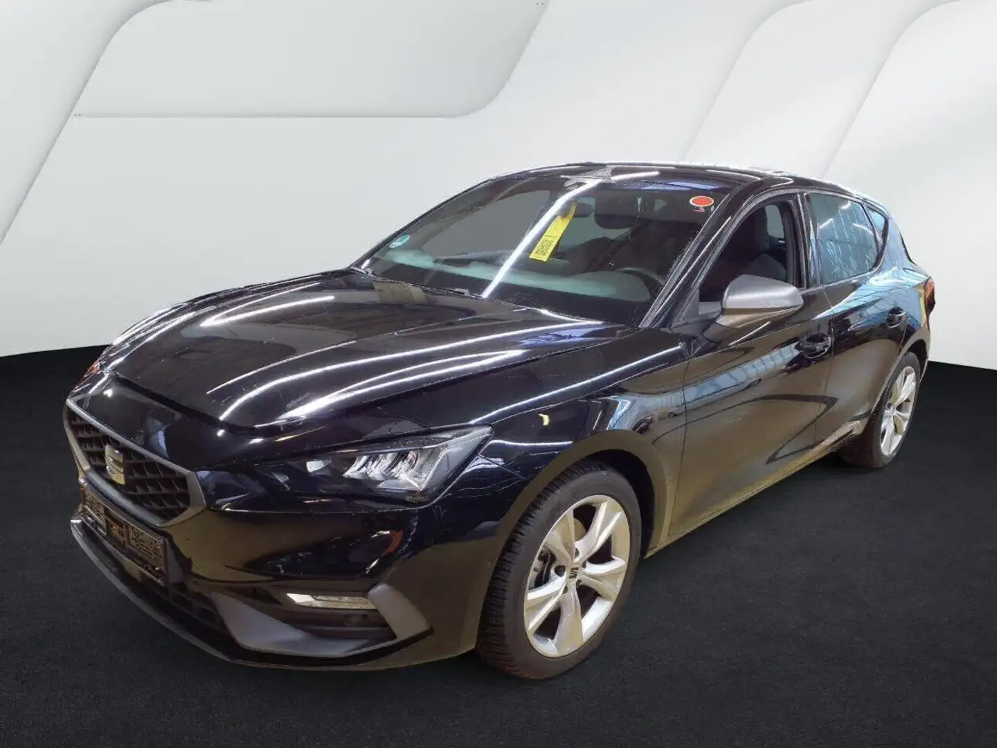 SEAT Leon FR 1.5 eTSI DSG Navi RearView Sitzh. ACC CarPlay Schwarz - 2