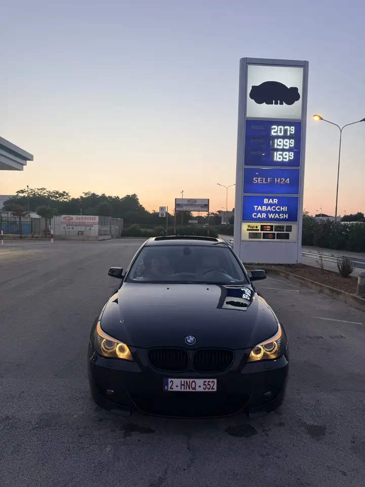 BMW 525