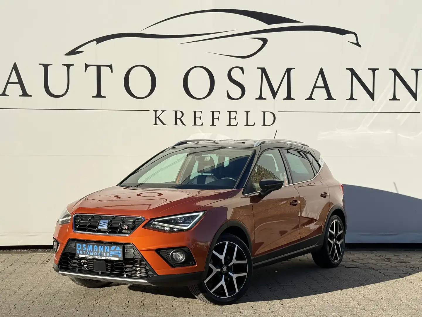 SEAT Arona 1.0 TGI FR Fast Lane ACC RFK TOTW. narančasta - 1