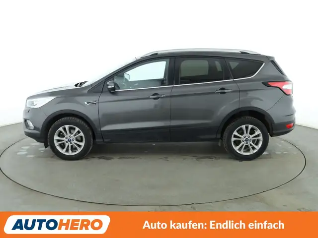 Ford Kuga view 3