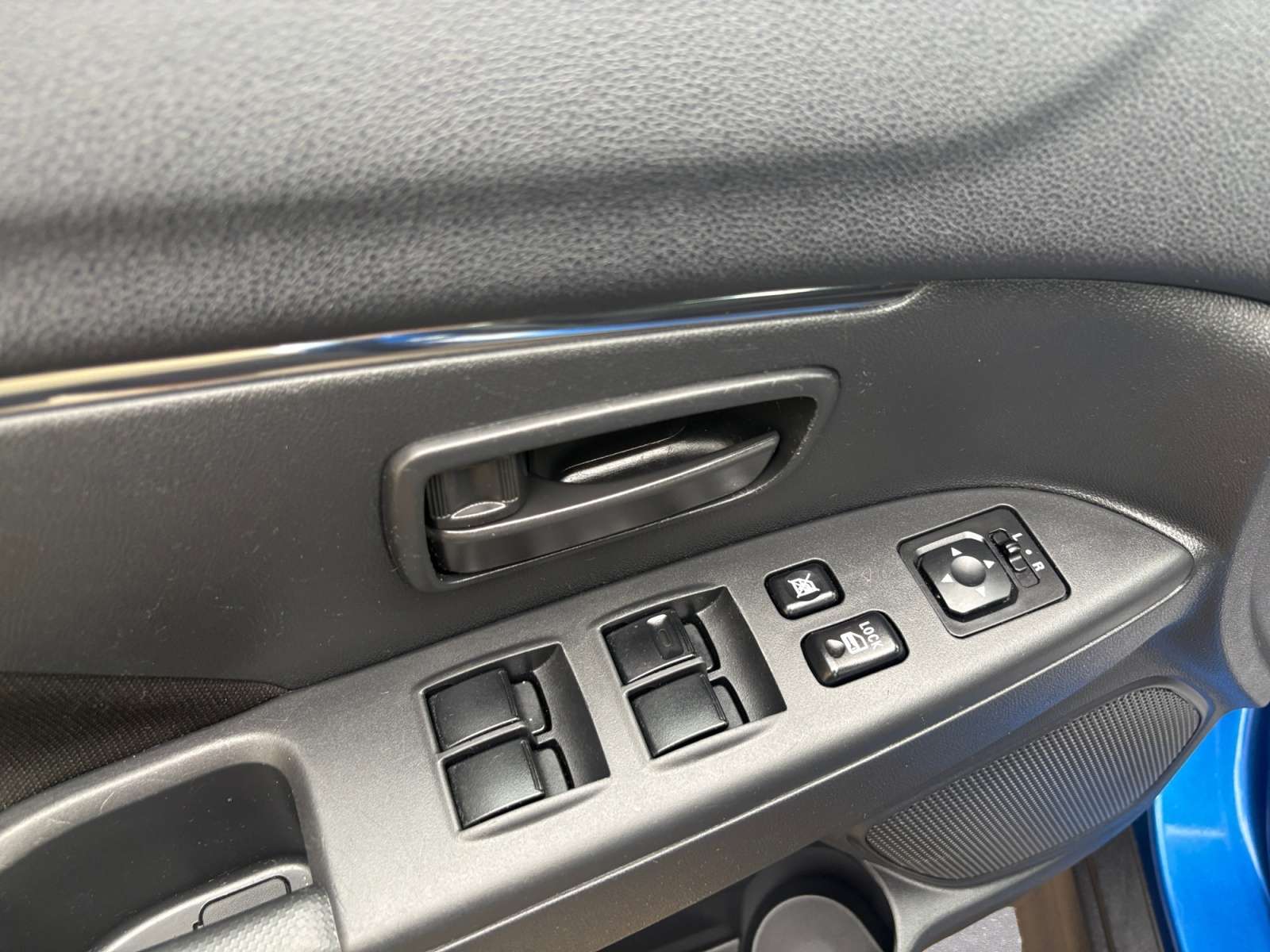 used 2024 Mitsubishi RVR car, priced at $22,333