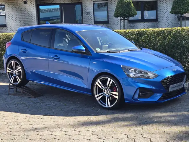 Ford Focus ST-Line X Automatik Kamera Carplay Navi LED