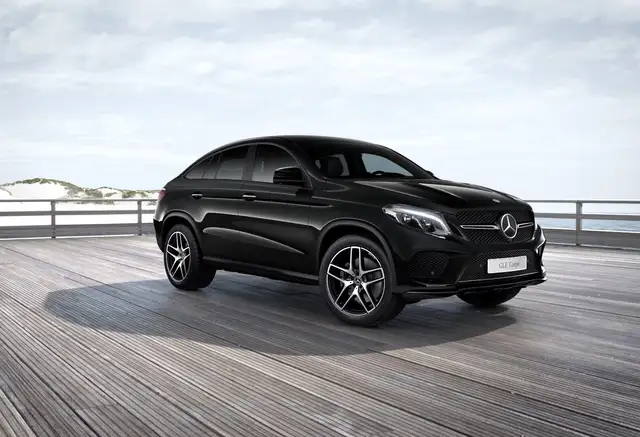 Mercedes-Benz GLE 400 4MATIC Coupé Distr PTS Pano Airm Cam AHK Ansicht 8