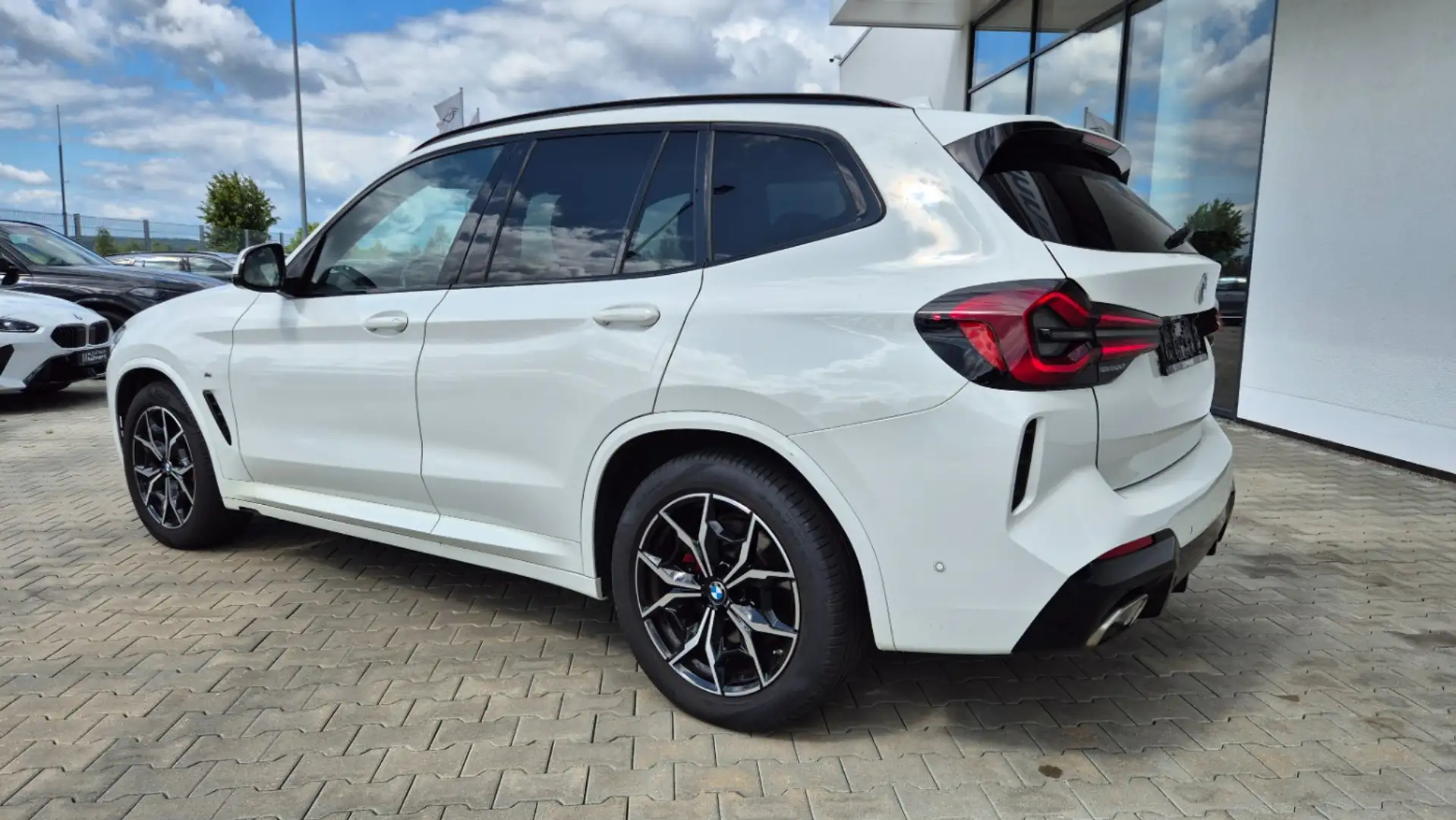 BMW X3 xDrive30d ///M-Sport Laser SpurAss HiFi Navi Blanco - 2