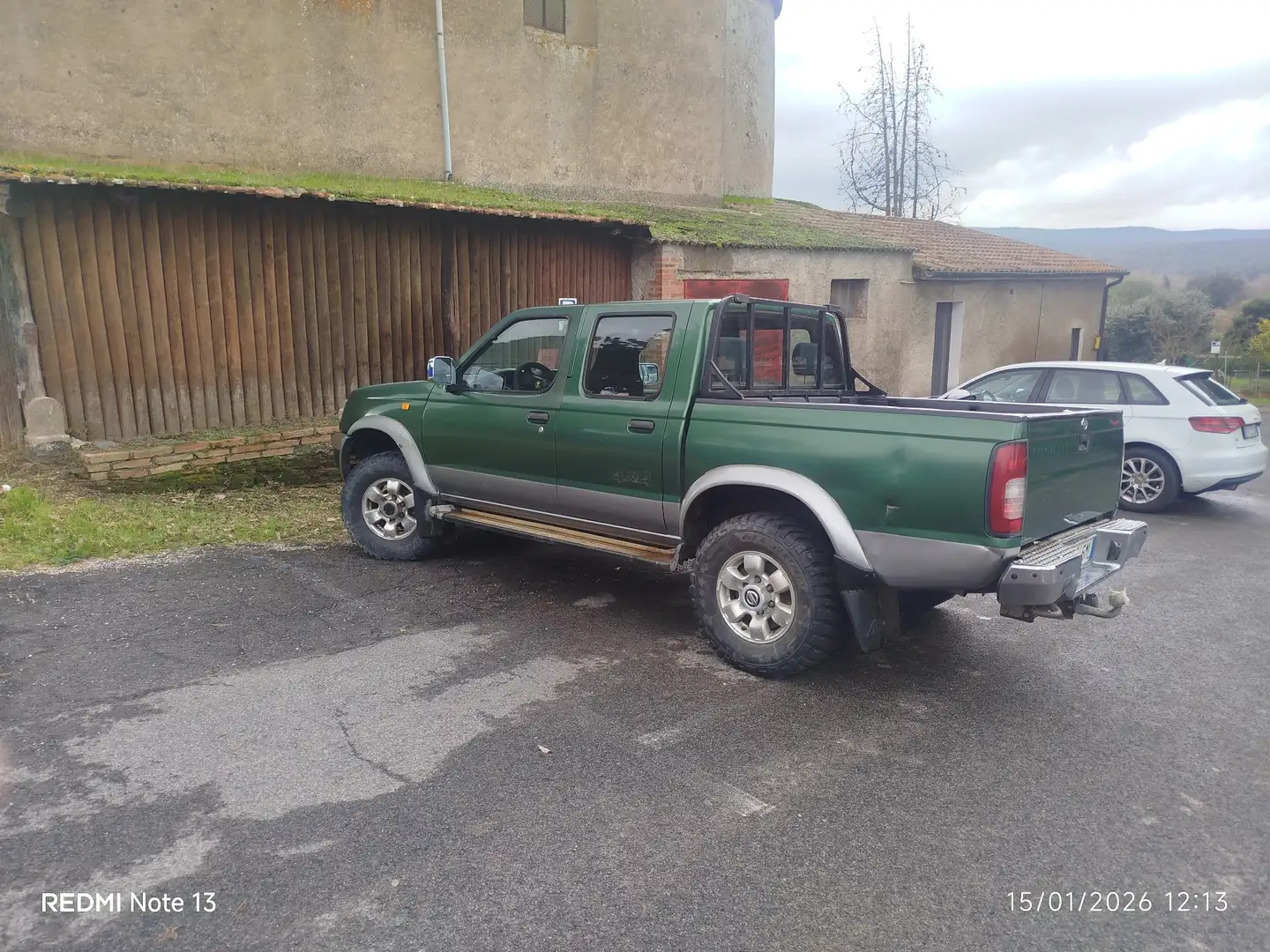 Nissan Pick Up - 2