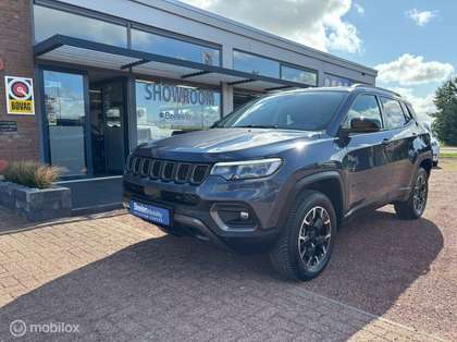 Jeep Compass 4xe 240 Plug-in Hybrid Electric Trailhawk