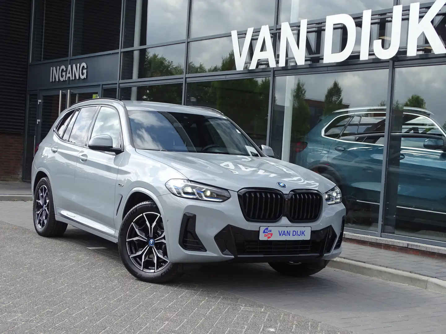 BMW X3 xDrive30e M Sportpakket Elek.Trekhaak Driv.Ass. La Grijs - 1